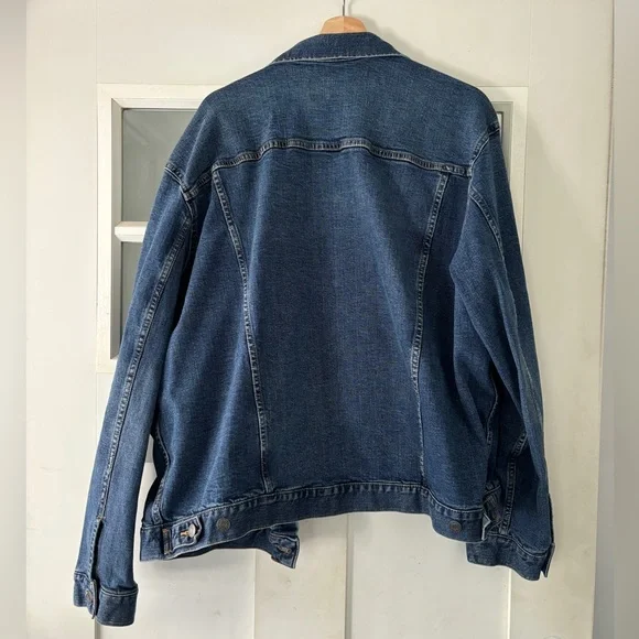 GAP Jean Jacket - Picture 3 of 3